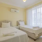 Sunset Beach Club Aqualettings Mermaid 43