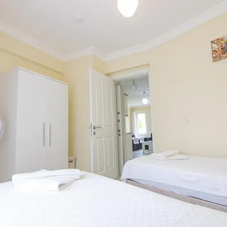 Sunset Beach Club Aqualettings Mermaid 43 *